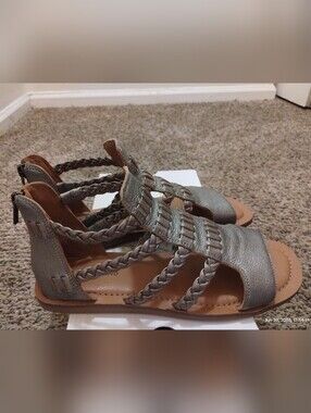Lucky Brand Biretta Gladiator Sandals Metallic Pewter Braided Flats Size 8